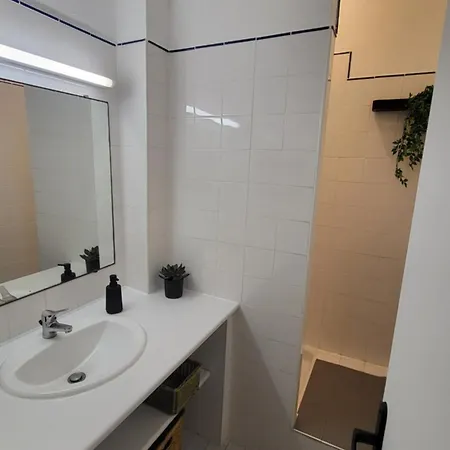 Tennis Clim Wifi Terrasse Au Cap D'agde 阿格德