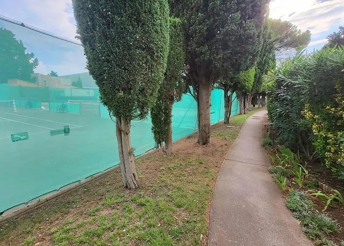 Appartement Tennis Clim Wifi Terrasse Au Cap D'agde *