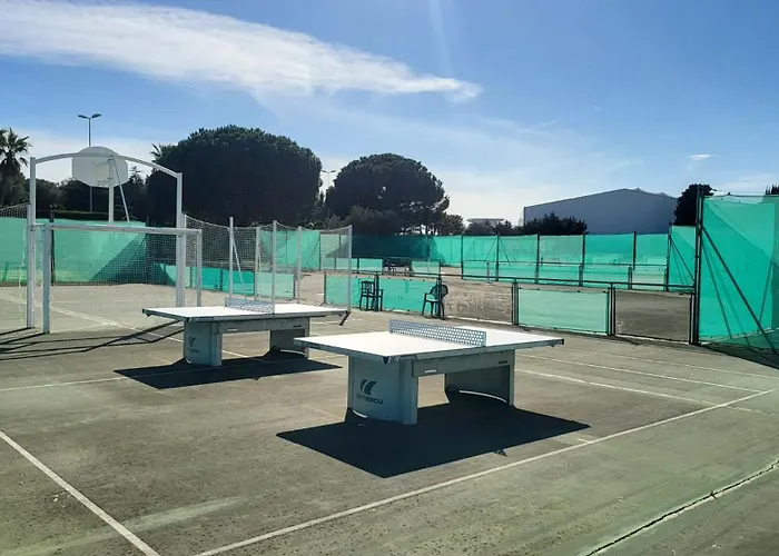 Tennis Clim Wifi Terrasse Au Cap D'agde * Agde