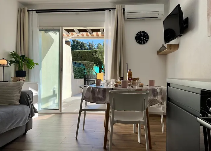 Tennis Clim Wifi Terrasse Au Cap D'agde Appartement